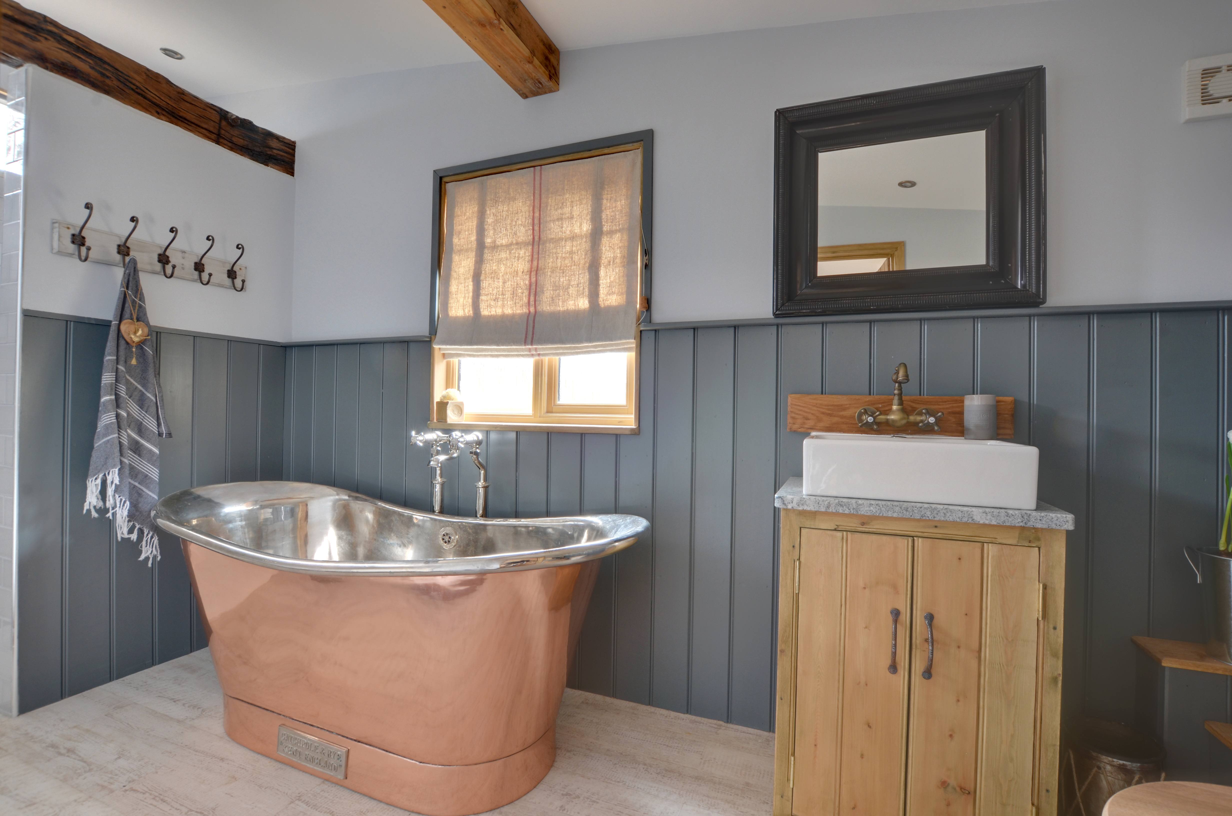 AS265 - Bathroom.jpg