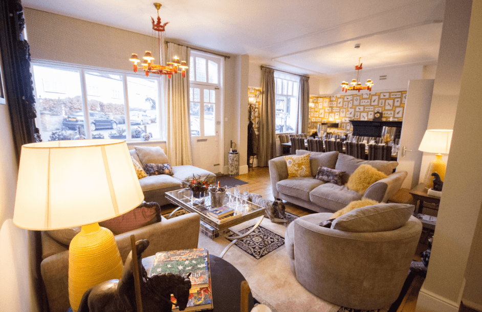 LoungeNew3 (1 of 1) resized.PNG