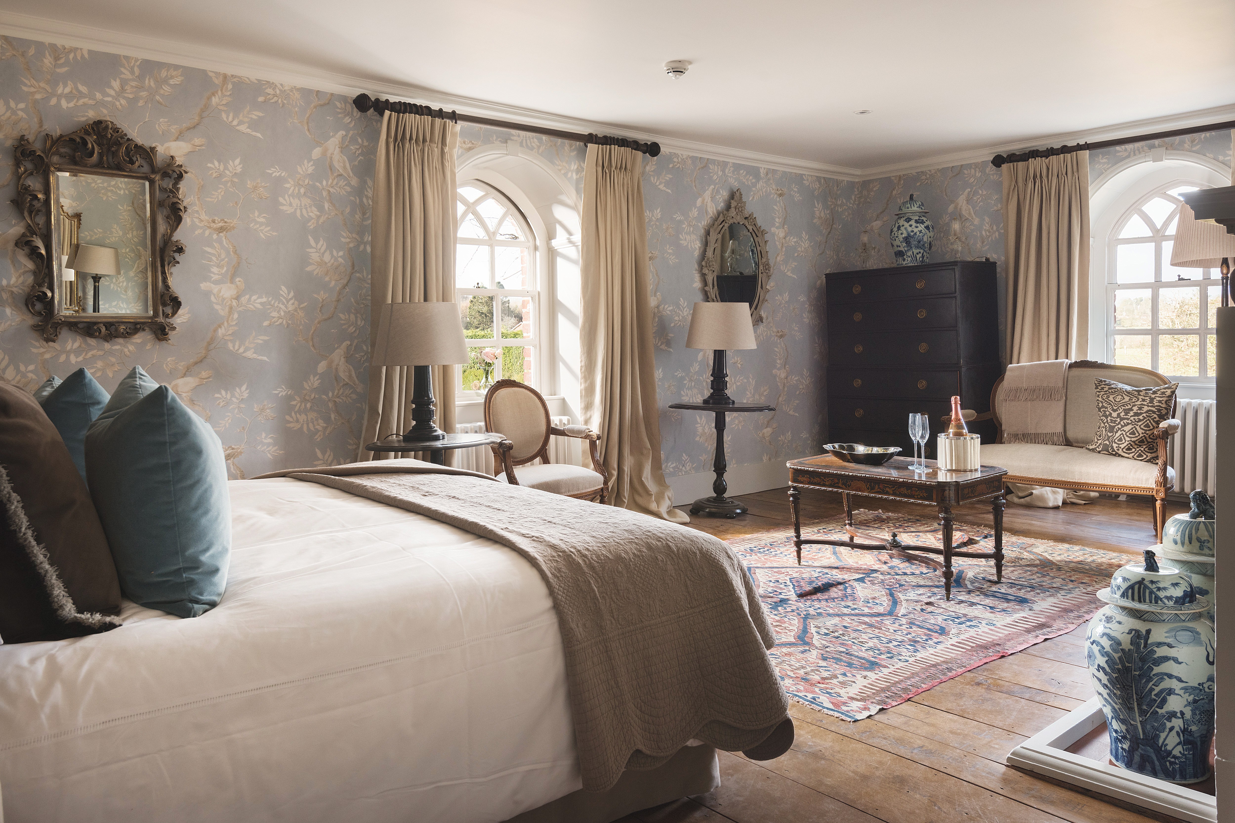 Wisteria Bedroom- Bridal Suite (3).jpg