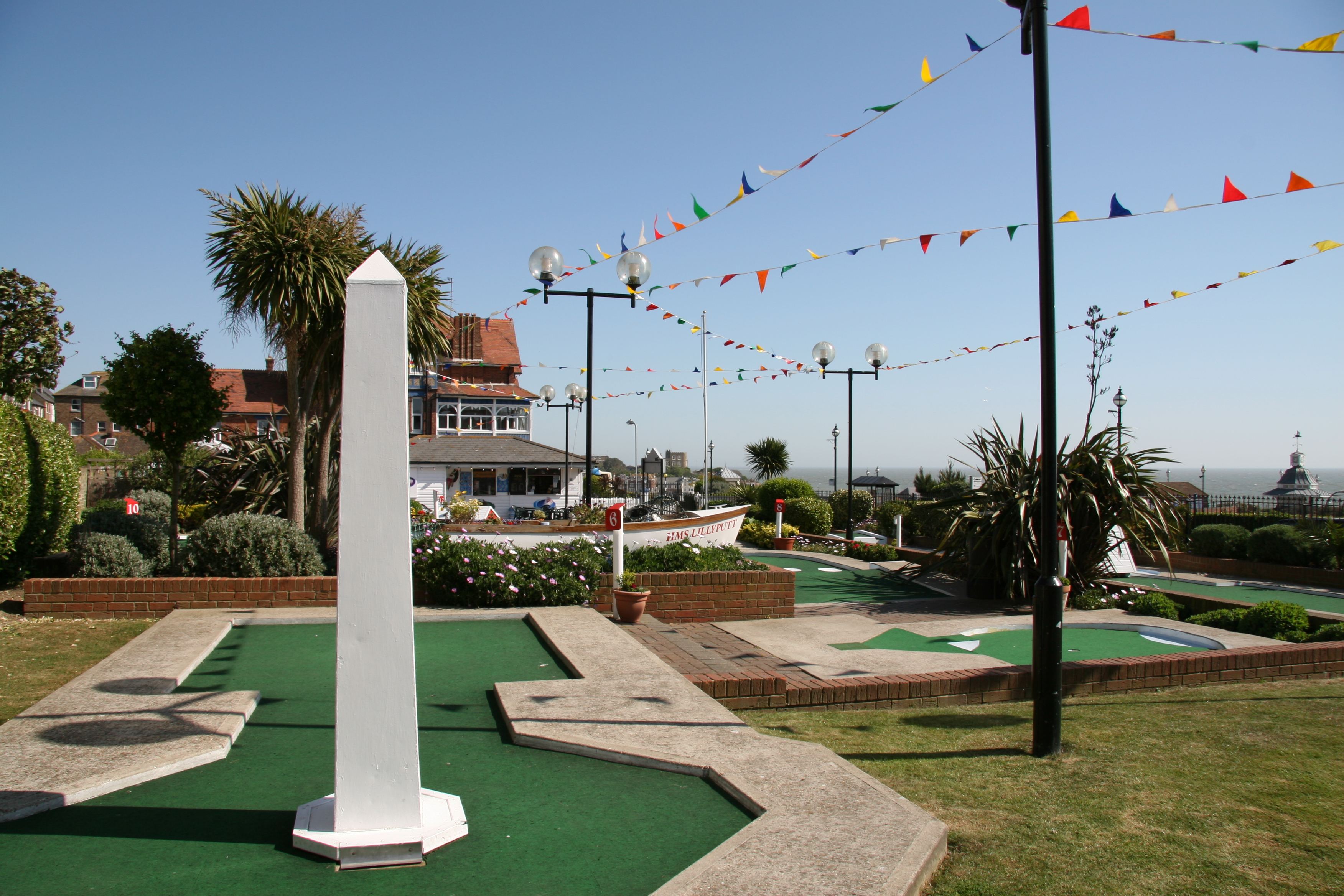 lillyputt-minigolf-02.jpg
