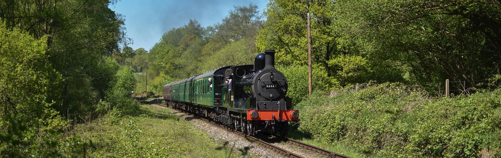 c764e288-a9b9-4b53-a3e9-df95e715a000-190429 spa valley steam train for Visit Kent banner size.jpg