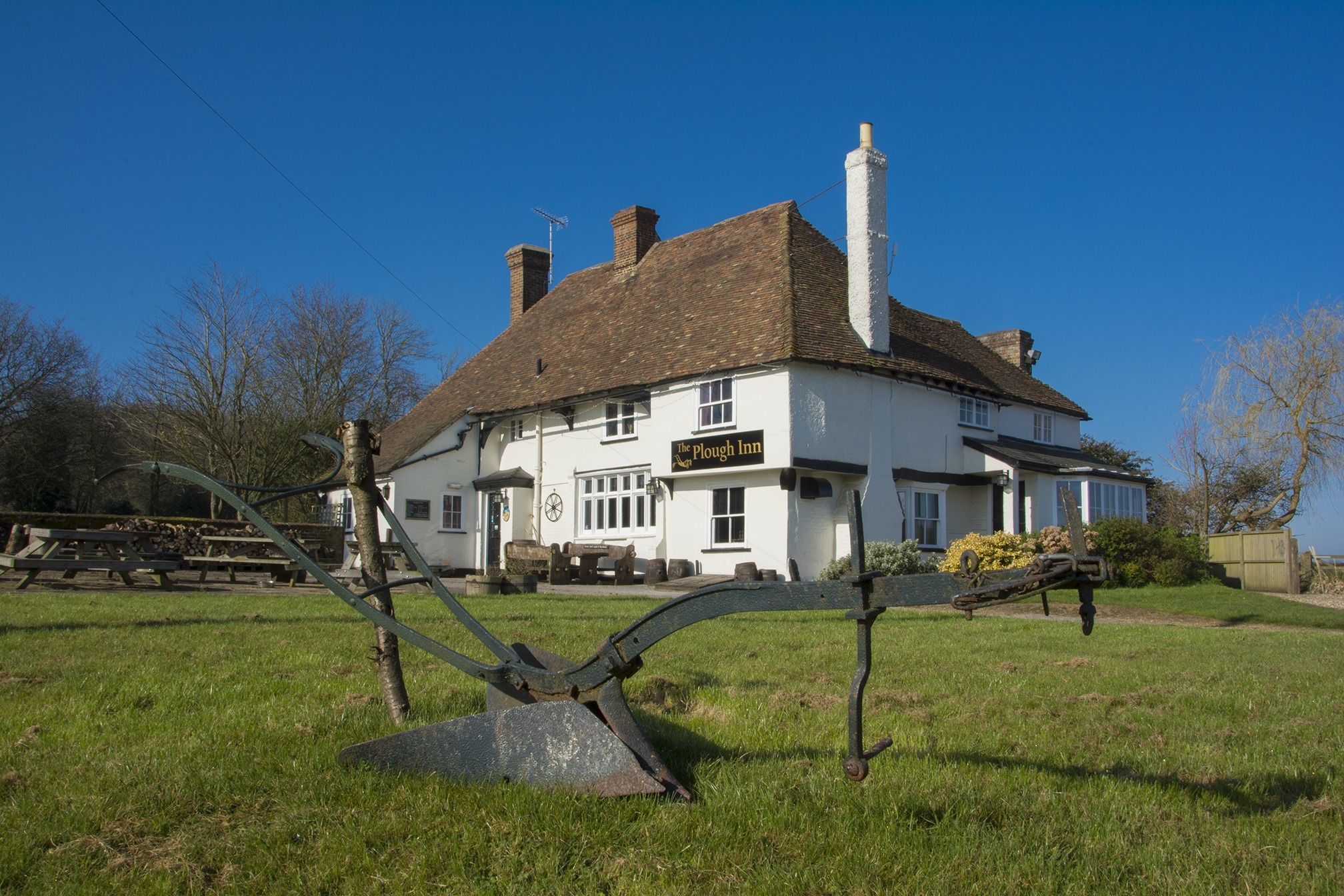 the-plough-inn-pub.jpg