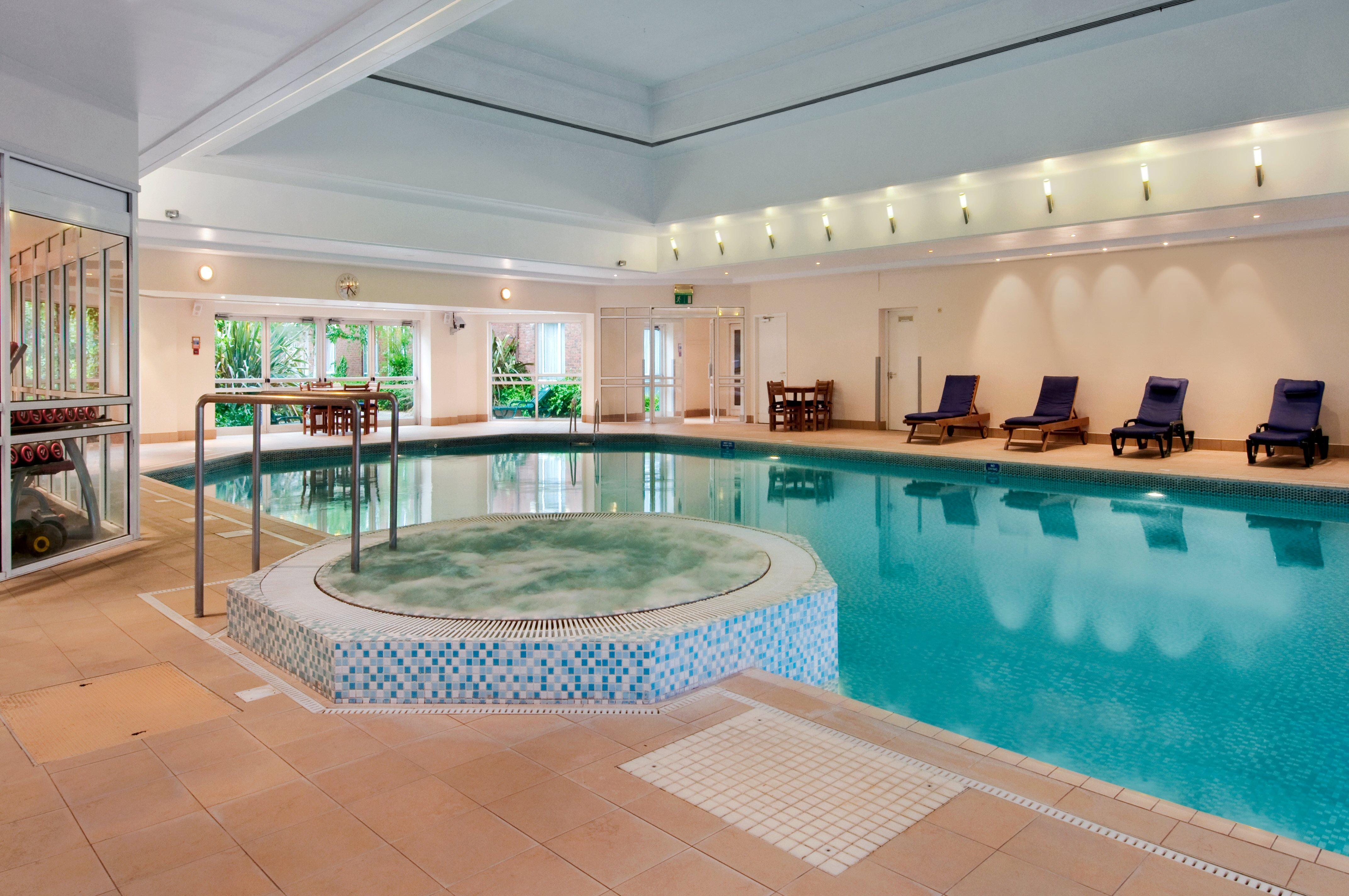 Hilton MaidstonePool.jpg