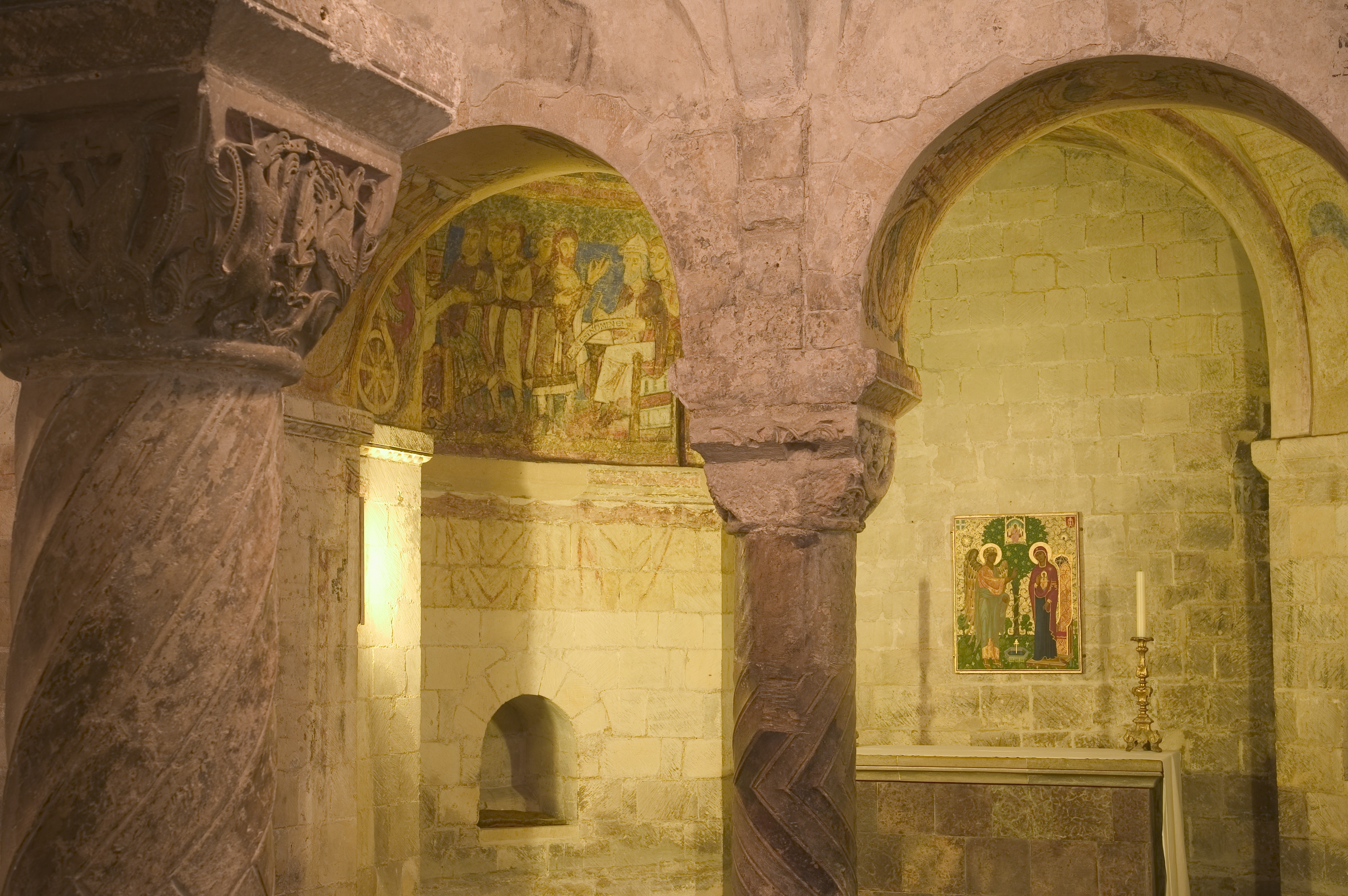 Canterbury Cathedral.jpg